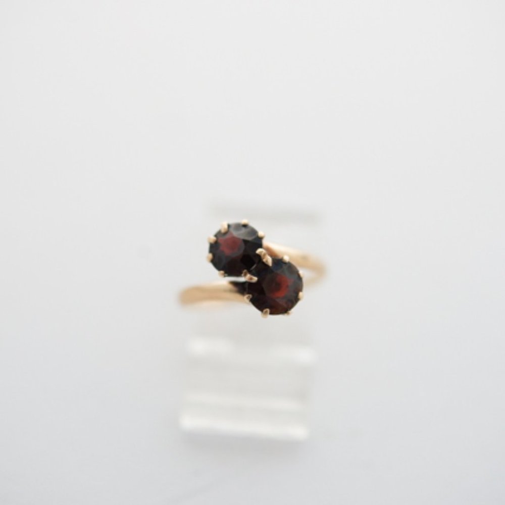 Garnet & Gold Ring